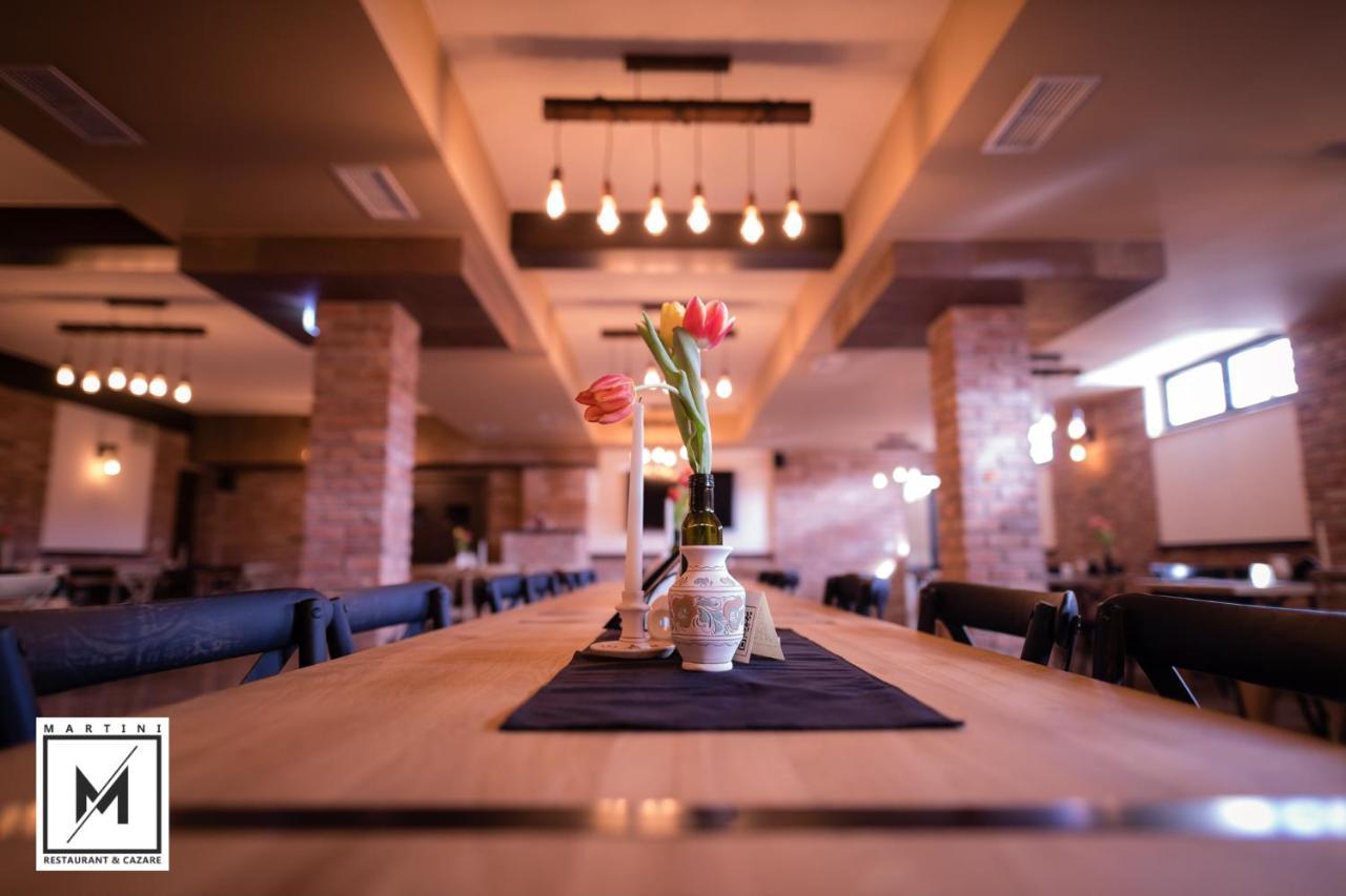 Martini Restaurant & Cazare Sebesel Extérieur photo